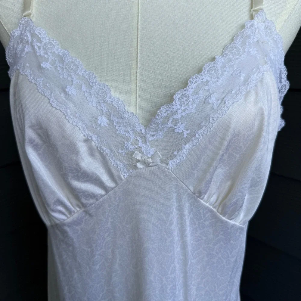 Vintage‎ Liza Lawrence White Lace Trim Full Slip Nightgown Size XL